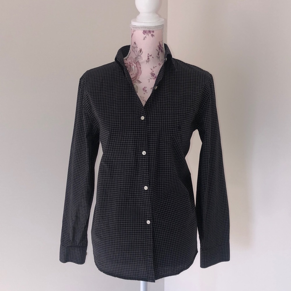 Black Ralph Lauren button down shirt.